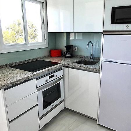 Skol 521. Fantastic Studio On The Beachfront For Holiday Rental. Марбелья Екстер'єр фото