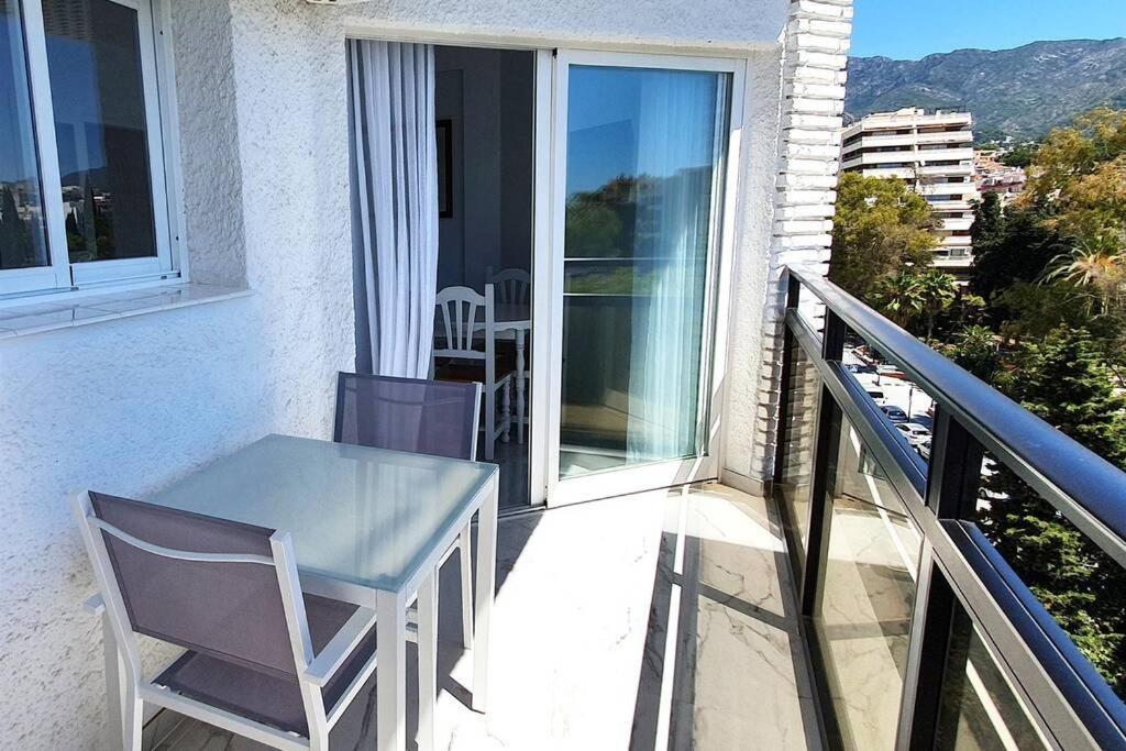Skol 521. Fantastic Studio On The Beachfront For Holiday Rental. Марбелья Екстер'єр фото
